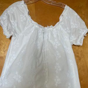 J. Crew White embroidered short sleeve peasant blouse